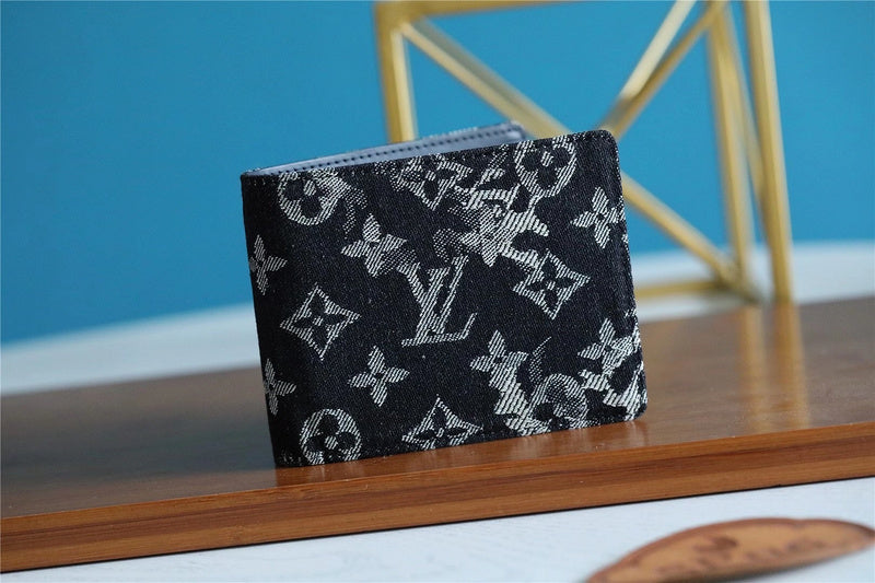 Pearl Street Bags - Louis Vuittons  - 10826