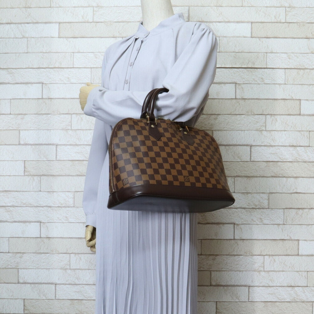 Louis Vuitton  Damier Canvas Handbag