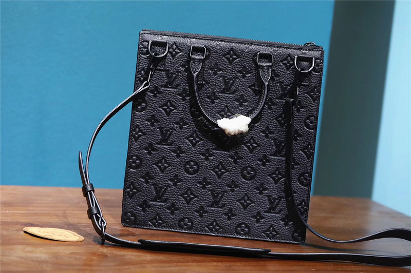 Pearl Street Bags - Louis Vuittons  - 10437