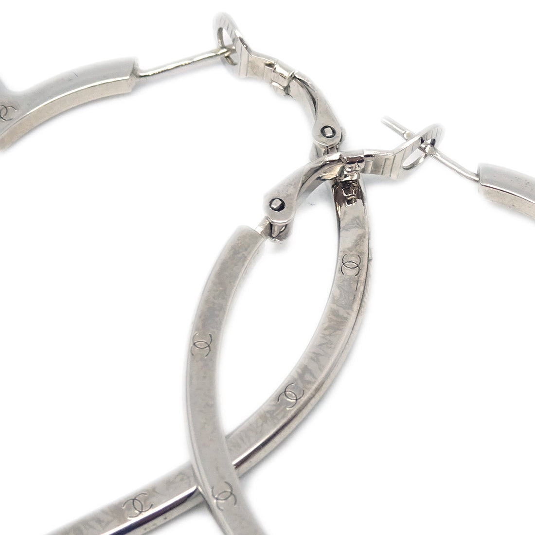 Chanel Heart Dangle Piercing Earrings Silver 04P