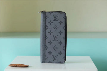 Pearl Street Bags - Louis Vuittons  - 10724