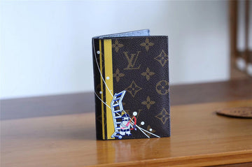 Pearl Street Bags - Louis Vuittons  - 11100