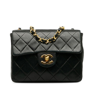 Chanel Mini Flap Bag in Lambskin Black Ladies