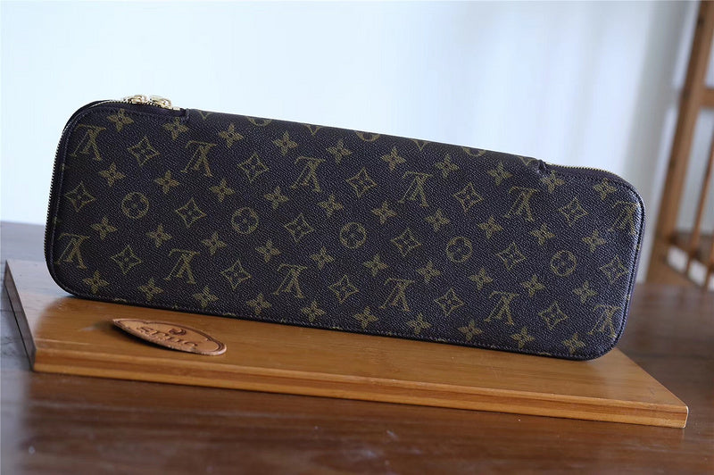Pearl Street Bags - Louis Vuittons  - 11089
