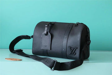 Pearl Street Bags - Louis Vuittons  - 11237