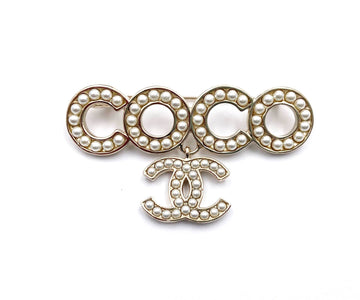 Top Quality Chanel Brand New Gold CC Cocobana Pearl Dangle Brooch