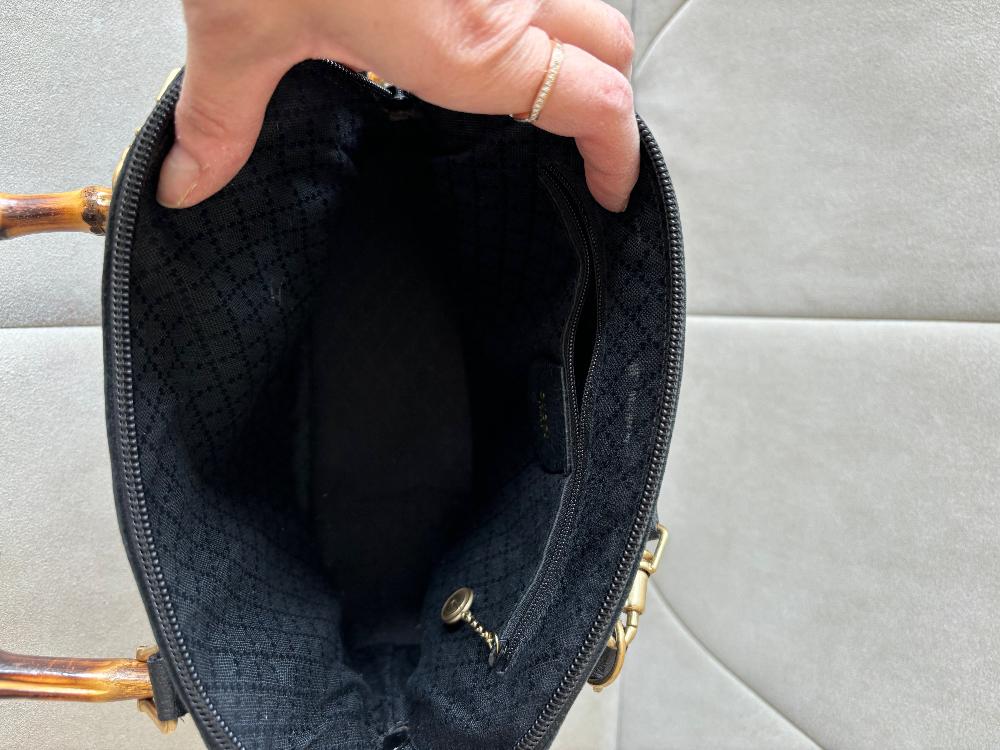 Black Leather Gucci Handbag