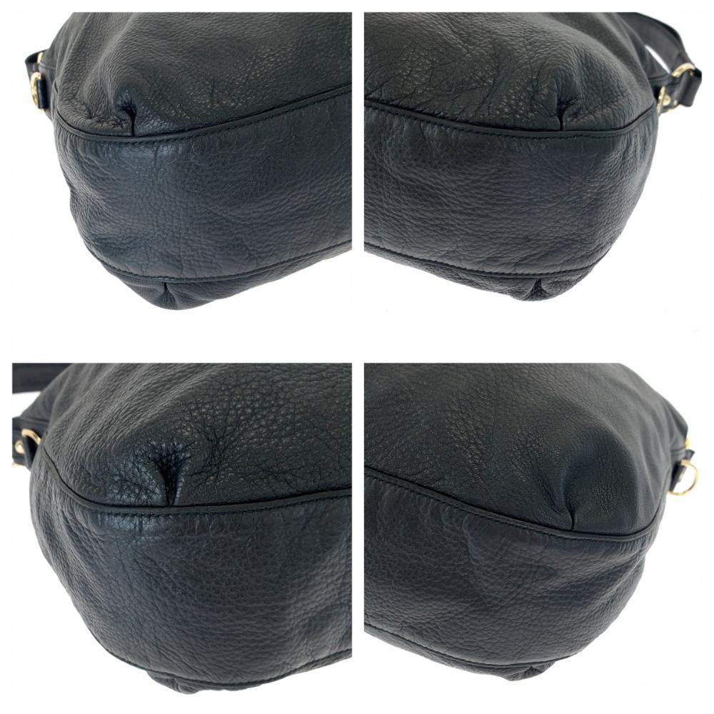 Black Leather Gucci Shoulder Bag