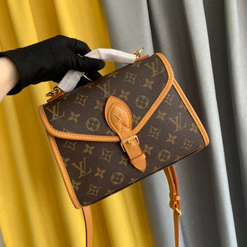 Pearl Street Bags