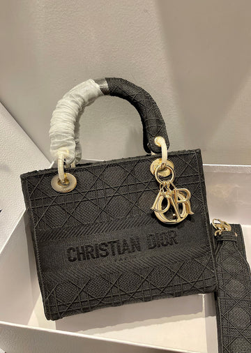 Elite Carryalls