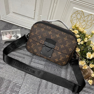 Pearl Street Bags