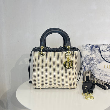 Pearl Street Bags