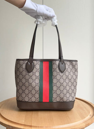 Pearl Street Bags