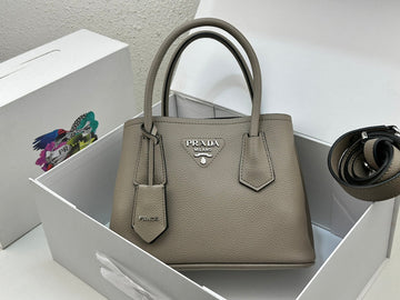 Pearl Street Bags