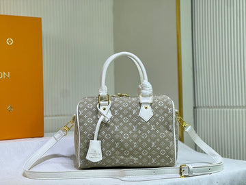 Pearl Street Bags