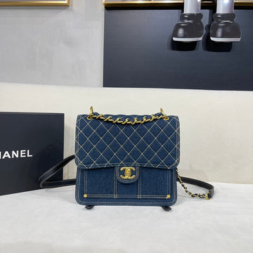 Elite Carryalls