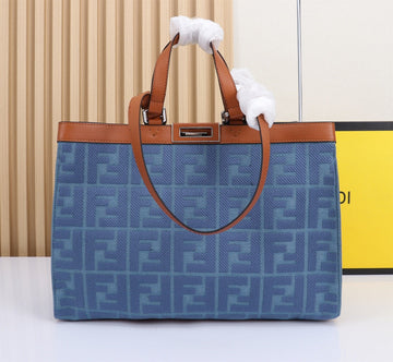 Pearl Street Bags