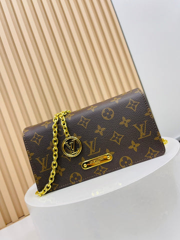 Pearl Street Bags