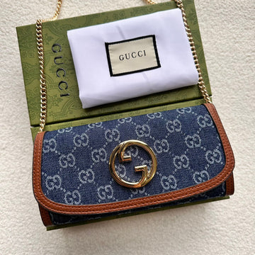 Pearl Street Bags