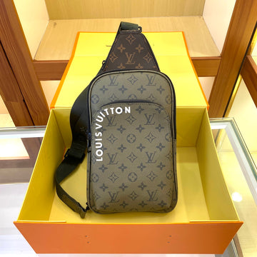 Pearl Street Bags