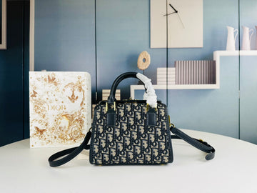 Pearl Street Bags