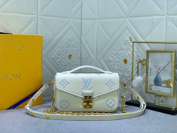 Pearl Street Bags