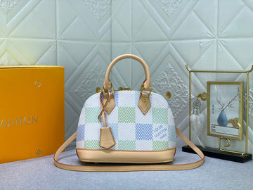 Elite Carryalls