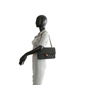 CHANEL Medium Dbl Flap Quilted Black Caviar w/Gold