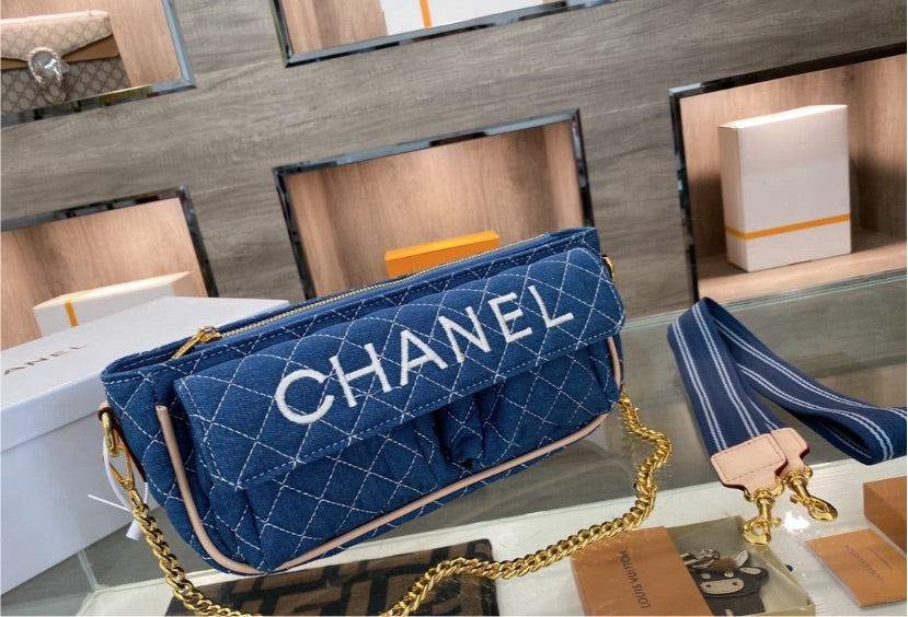 Blue denim  Chanel woman handbag