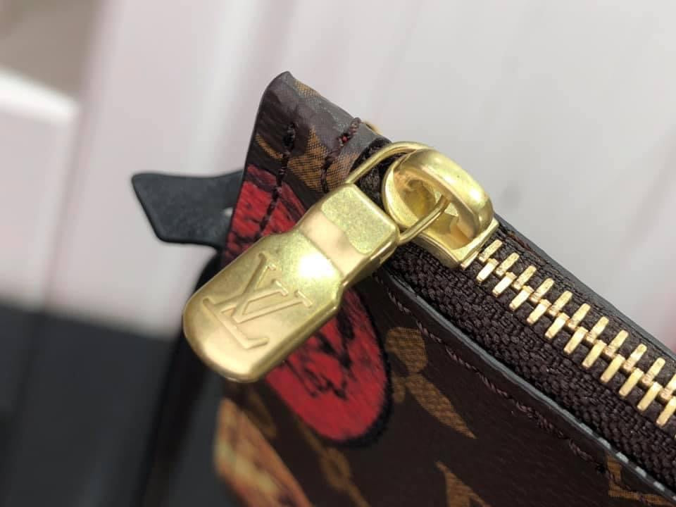 Louis Vuitton Neverfull MM bag