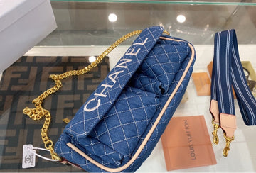 Blue denim  Chanel woman handbag