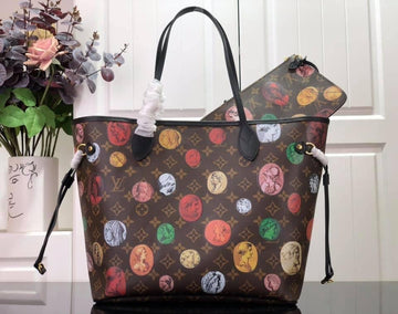 Louis Vuitton Neverfull MM bag