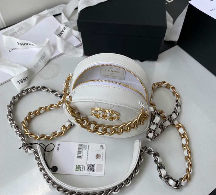 New  Chanel woman crossbody/shoulder handbag