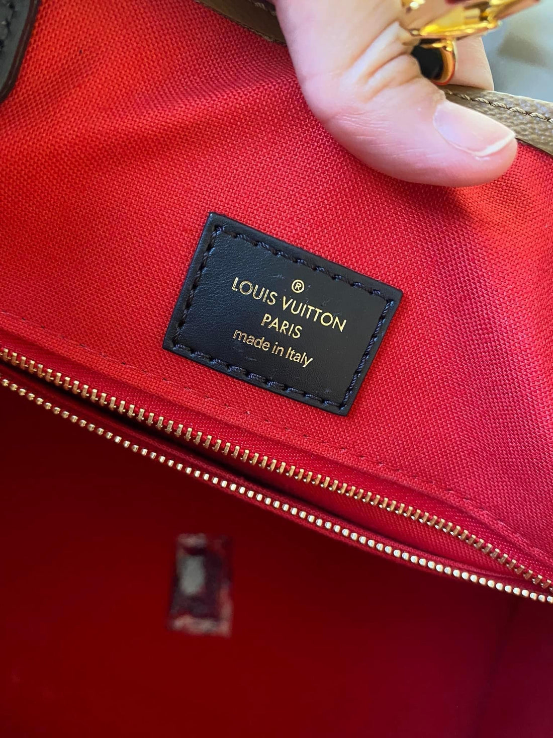 Louis Vuitton OnTheGo GM Bag