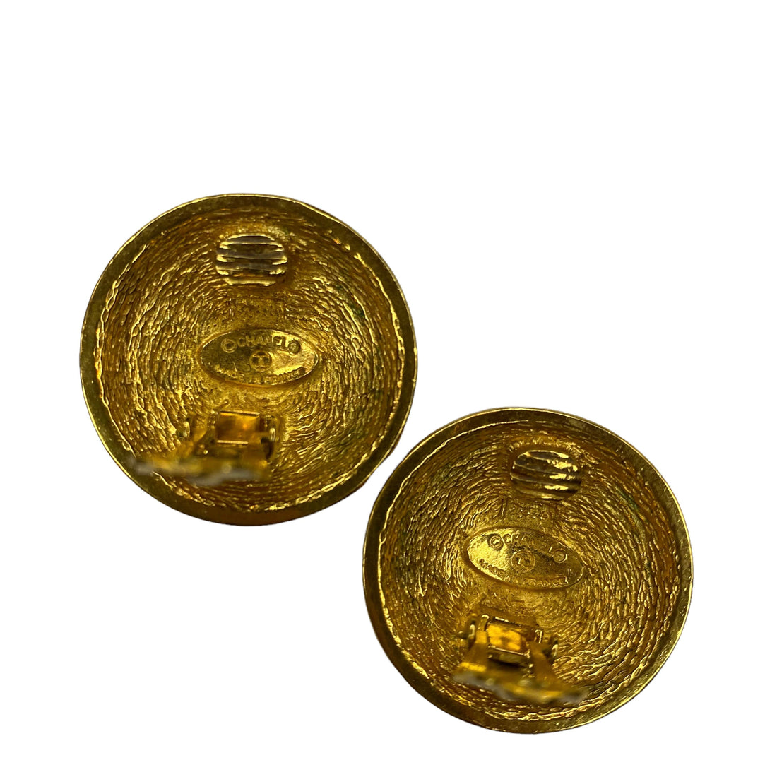 Chanel  clip earrings quilted - 1990s