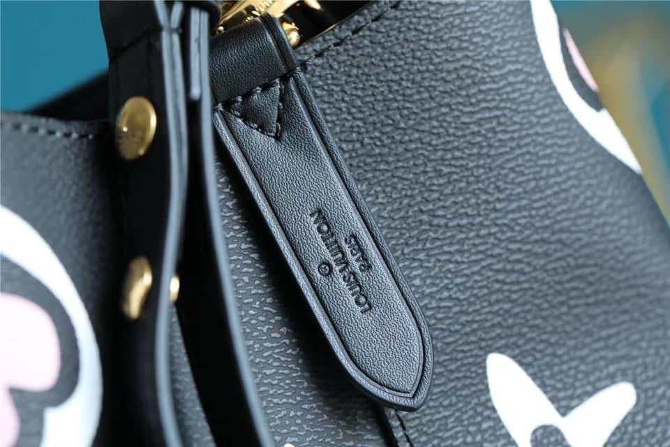 Louis Vuitton NeoNoe MM Bag