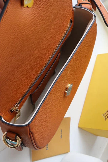 Louis Vuitton Pont 9 Soft PM Bag