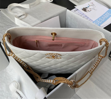Leather  Chanel new woman handbag