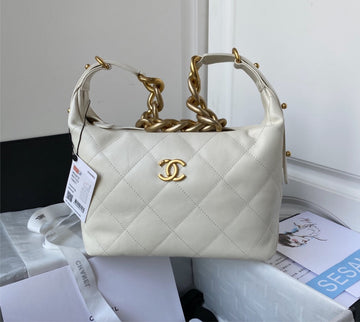 New leather  Chanel woman handbag