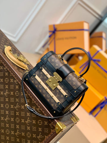 M45908 Nicolas Ghesquière 21cm black
