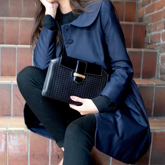 GUCCI  black leather clutch