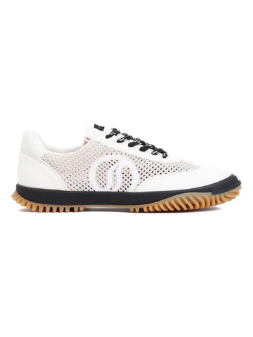 LOW TRAINER WITH WHITE S-WAVE MESH PANELS