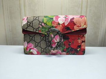 Gucci Floral GG Supreme Wallet On Chain Multicolor