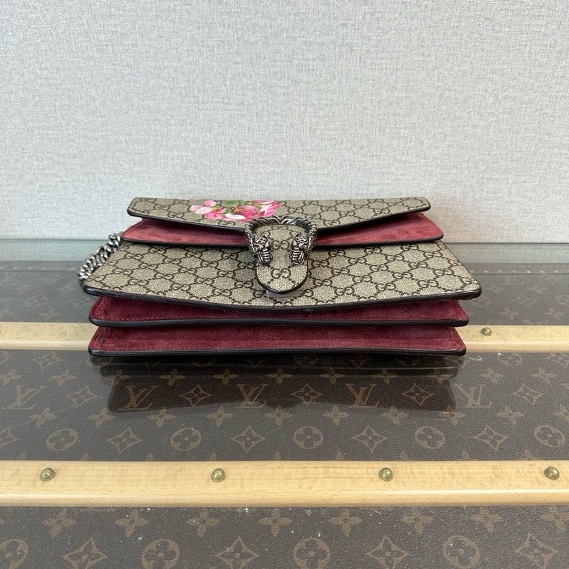Gucci Dionysus GG Supreme Floral Shoulder Bag Beige
