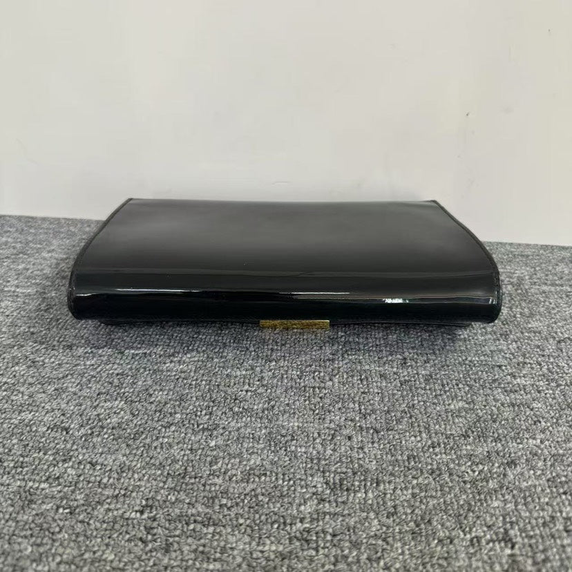 Louis Vuitton Chain Bag Black
