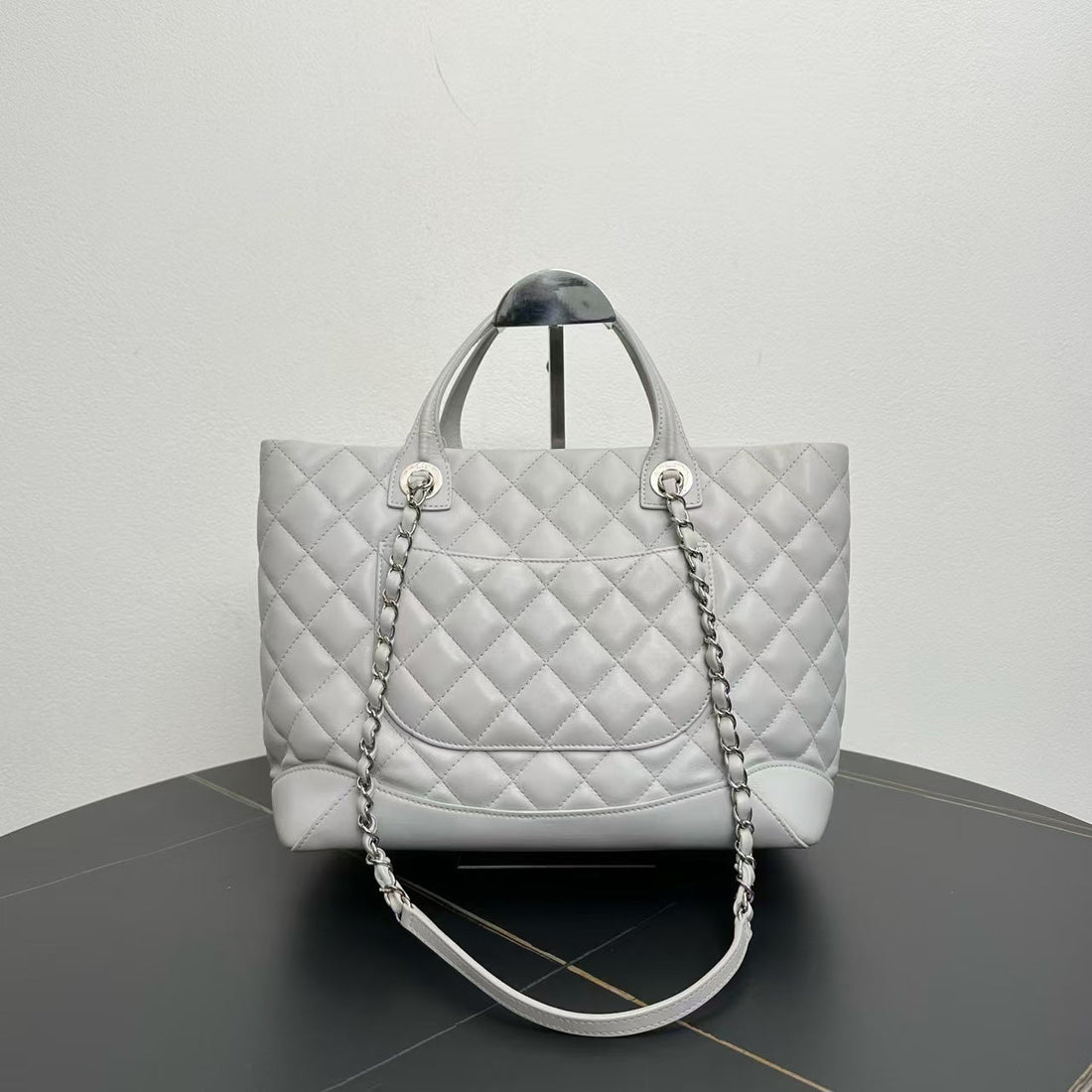 Preloved Chanel Quilted Two-Way Bag 2018 in Light Gray Leather