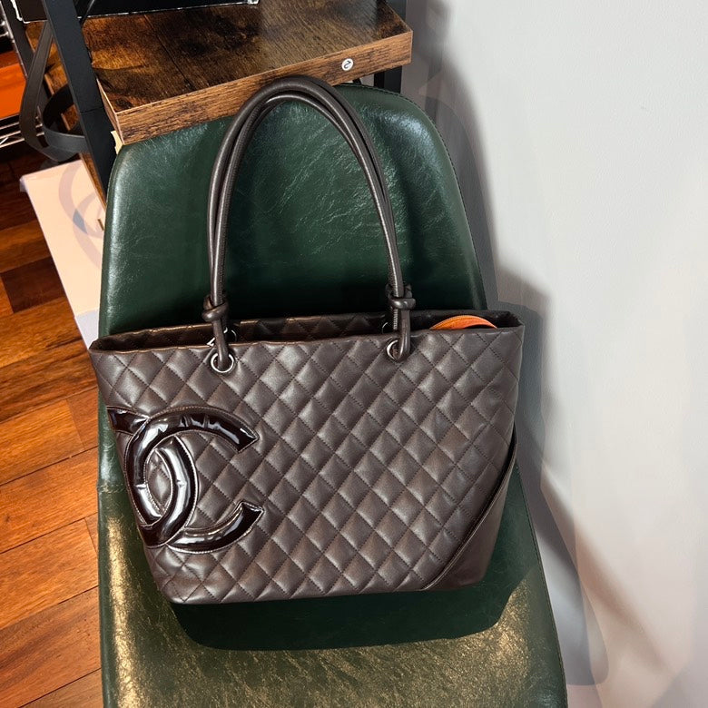Preloved Chanel AF635 Leather Tote Bag in Black -  Designer Handbag