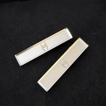 Chanel Clip-on Earrings 03C TKB Beige
