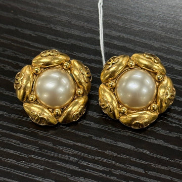 Chanel  Gold Pearl Earrings Pre-Loved Clip-On