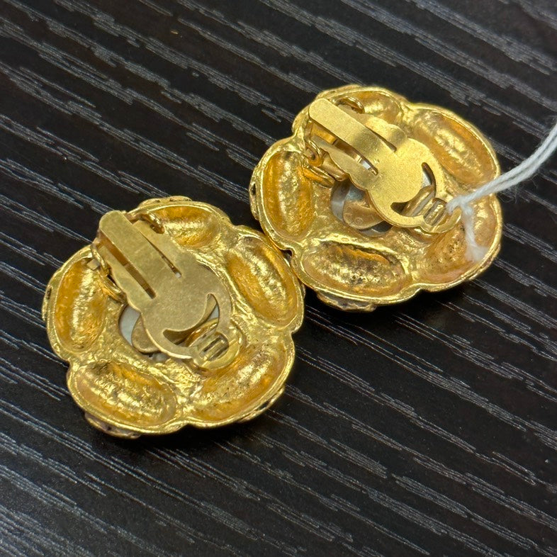 Chanel  Gold Pearl Earrings Pre-Loved Clip-On